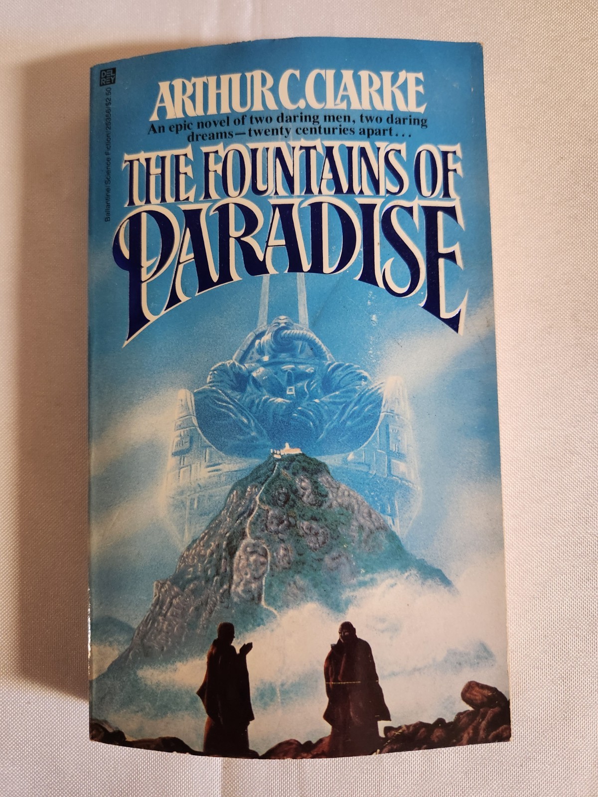 5 VTG Arthur C. Clarke Paperbacks – Earthlight, Childhood’s End, White Heart +