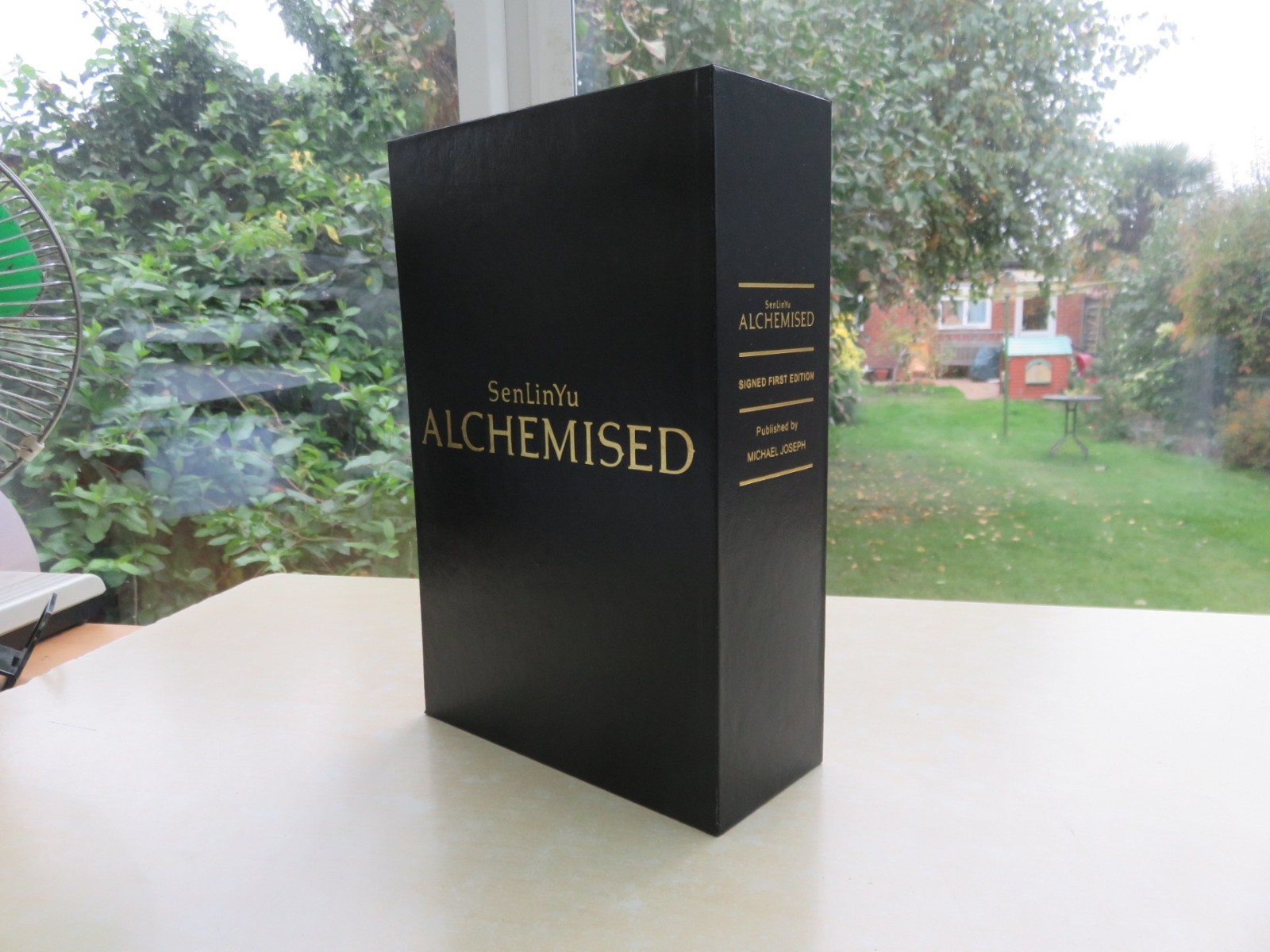 Signed SenLin Yu Alchemised UK First Slipcase Deluxe Ed Big Movie Deal Manacled