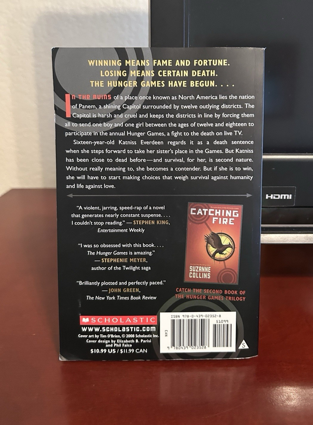 The Hunger Games (Book 1) – Suzanne Collins – Paperback – 2010