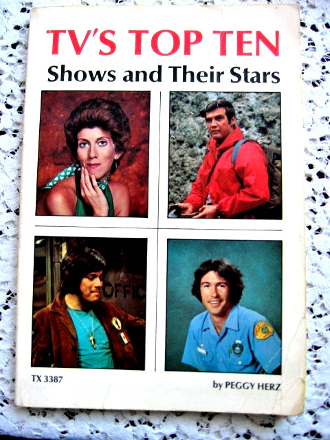 LOT/14 ASSORTED 1960-70s TV SHOW FAVORITES-DISNEY MOTION PICTURE PAPERBACK BOOKS