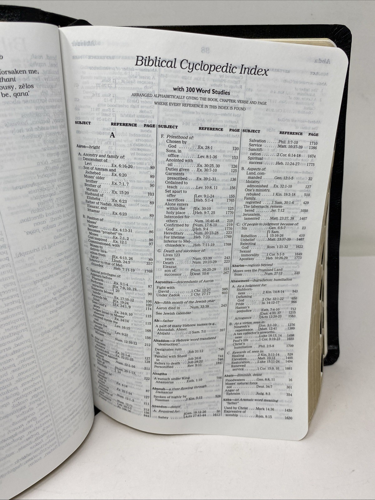 Rare “Oracles of God” Special Edition NKJV Open Bible Christian Ed Thumb Indexed