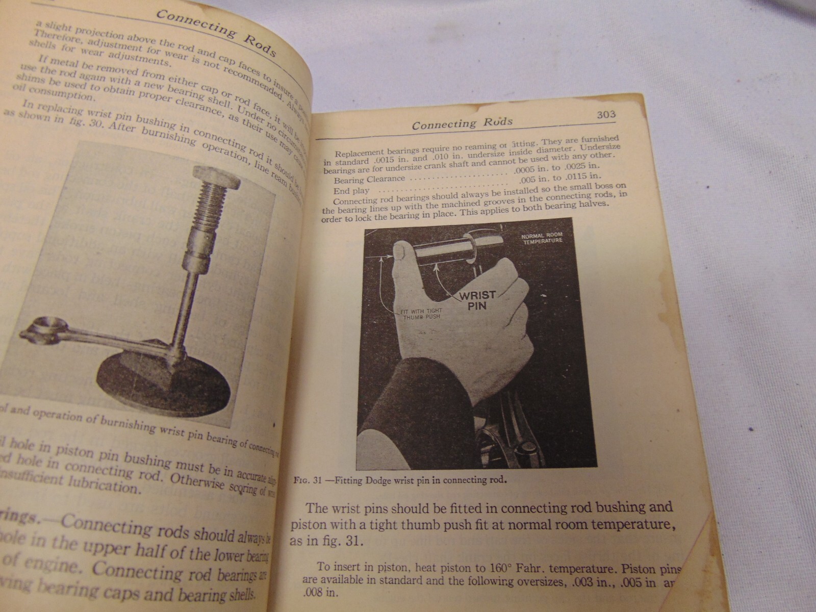 1947 softcover Audels New Automobile Guide Mechanics Operators 1604 pages
