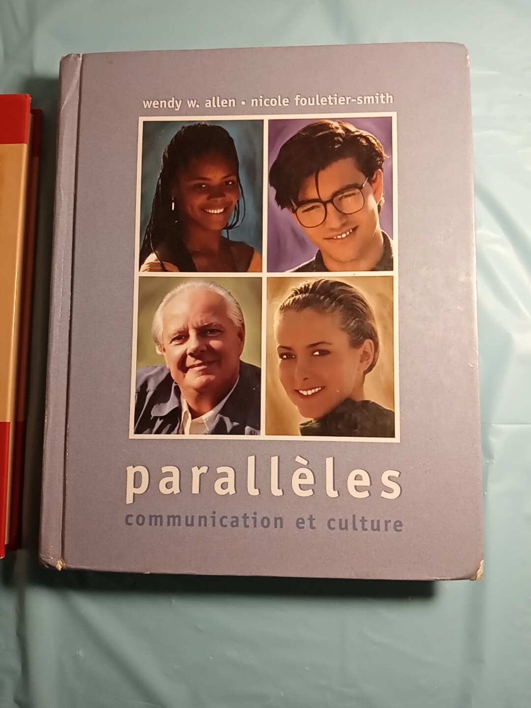 2 Books! LE FRANCAIS EN FRANCAIS and Paralleles Communication et Culture Allen