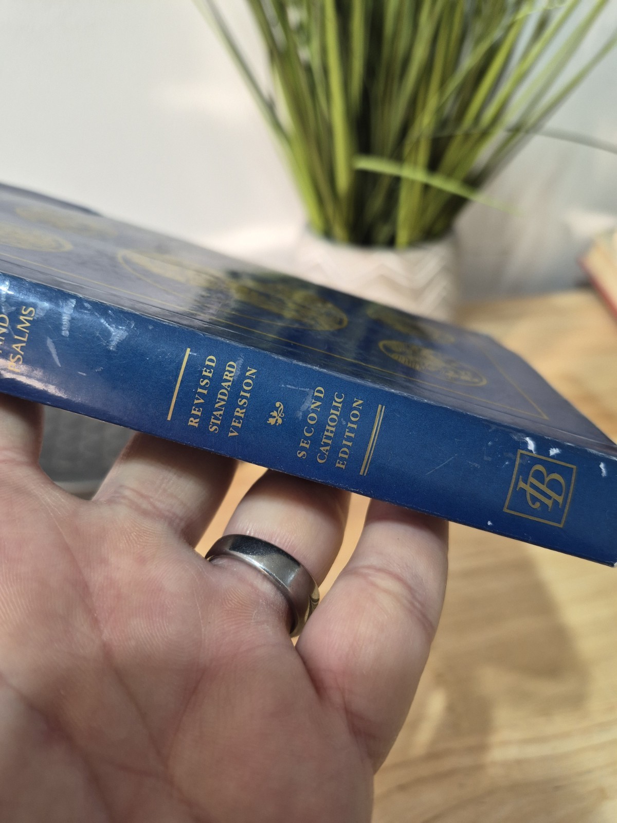 New Testament and Psalms-RSV-Catholic Pocket by Ignatius Press 2006 Paperback