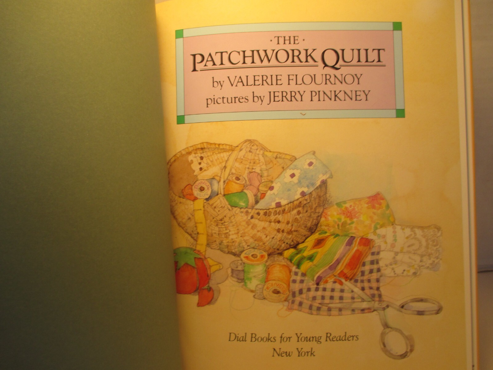 children’s picture book PATCHWORK QUILT by FLOURNOY illus JERRY PINKNEY 1985 hc