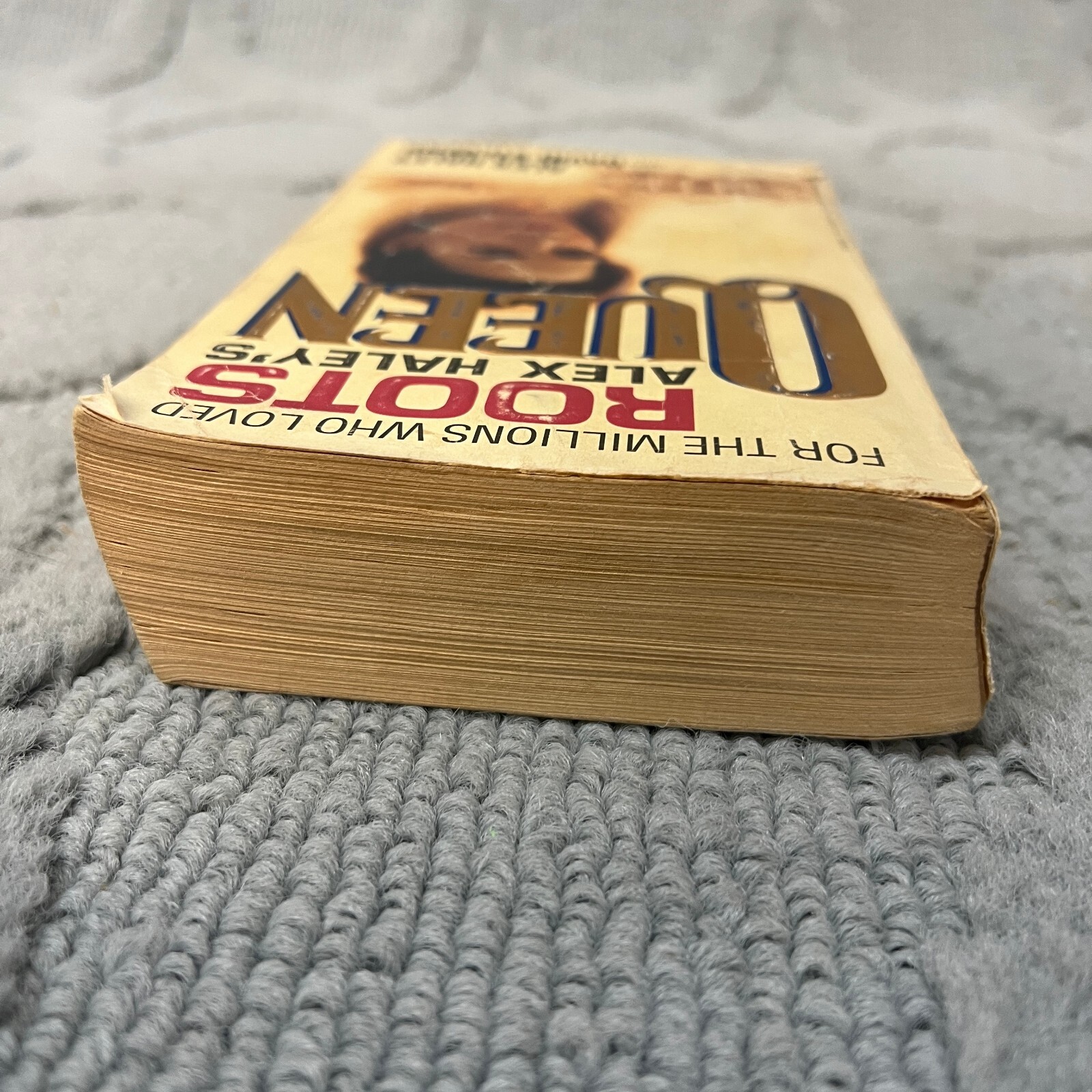 Queen Classic Drama Paperback Book by Alex Haley from Avon Books 1994