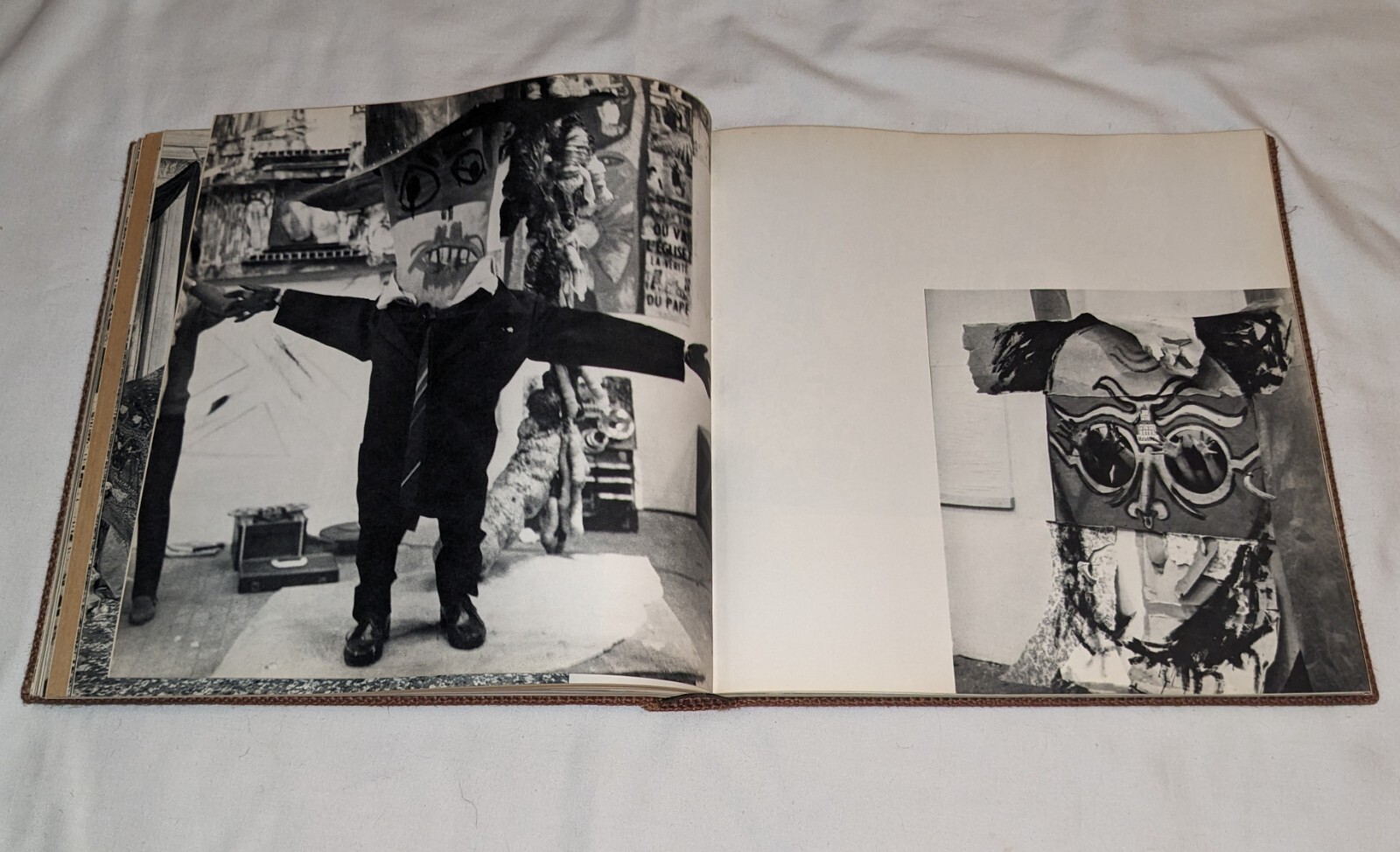 Allan Kaprow ASSEMBLAGE, ENVIRONMENTS & HAPPENINGS rare HC ED1 Abrams 1966