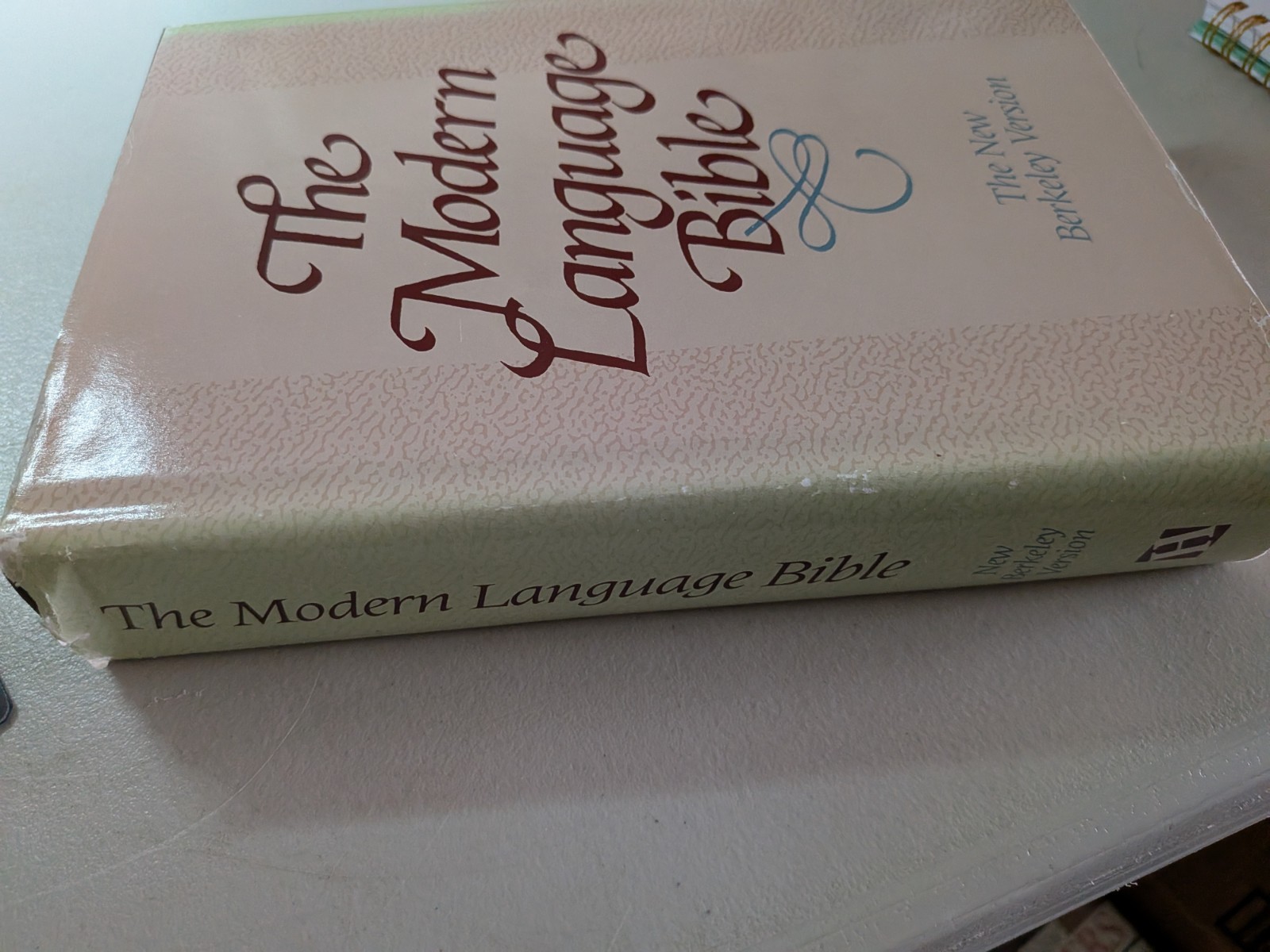 THE MODERN LANGUAGE BIBLE New Berkeley Version, Hendrickson, HB, DJ, Very Good