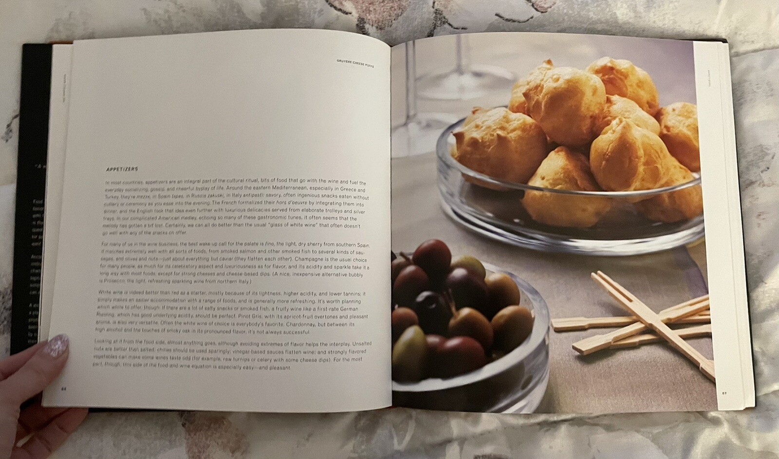 The Perfect Match: Pairing Delicious Recipes with Great Wine by St Pierre, Brian