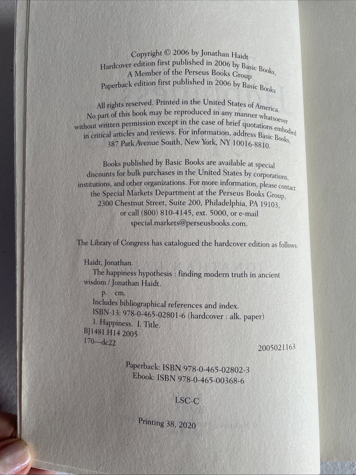 Happiness Hypothesis : Finding Modern Truth in Ancient Wisdom by Jonathan Haidt