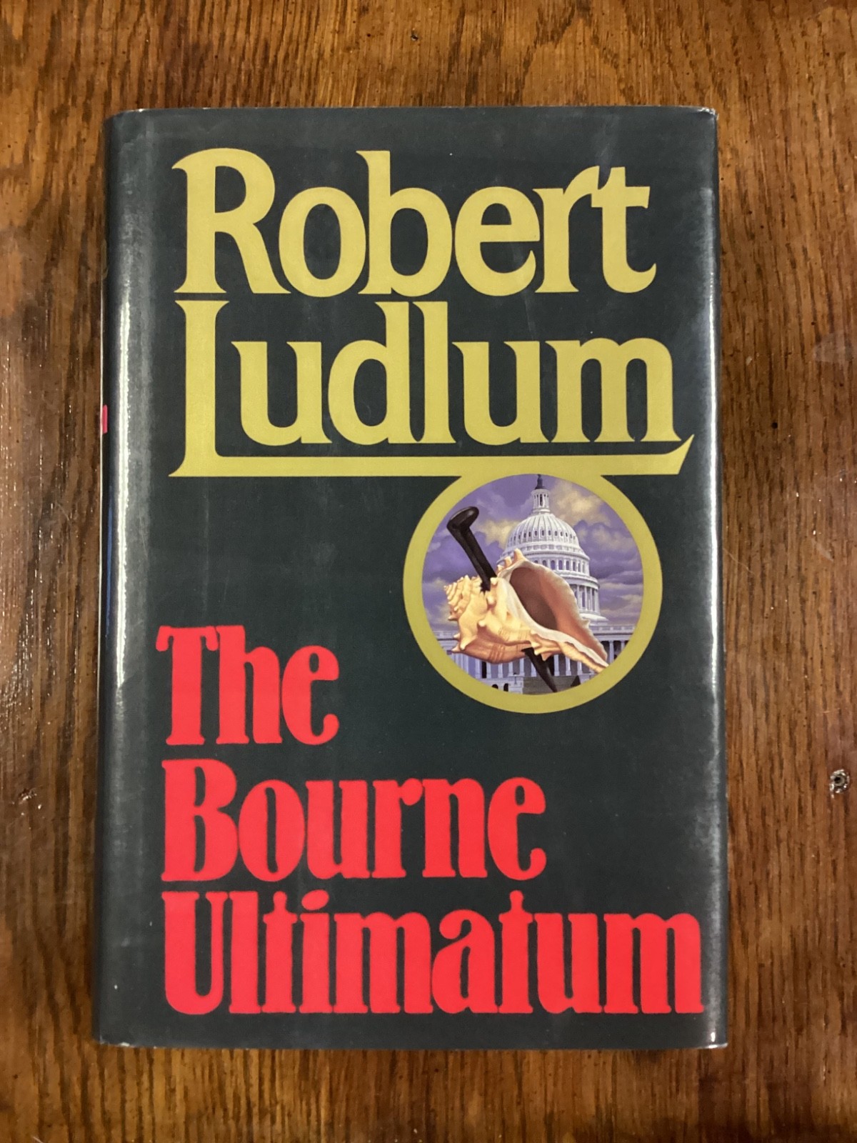 The Bourne Ultimatum by Robert Ludlum 1990 Hardcover 1st Edition GREAT SHAPE