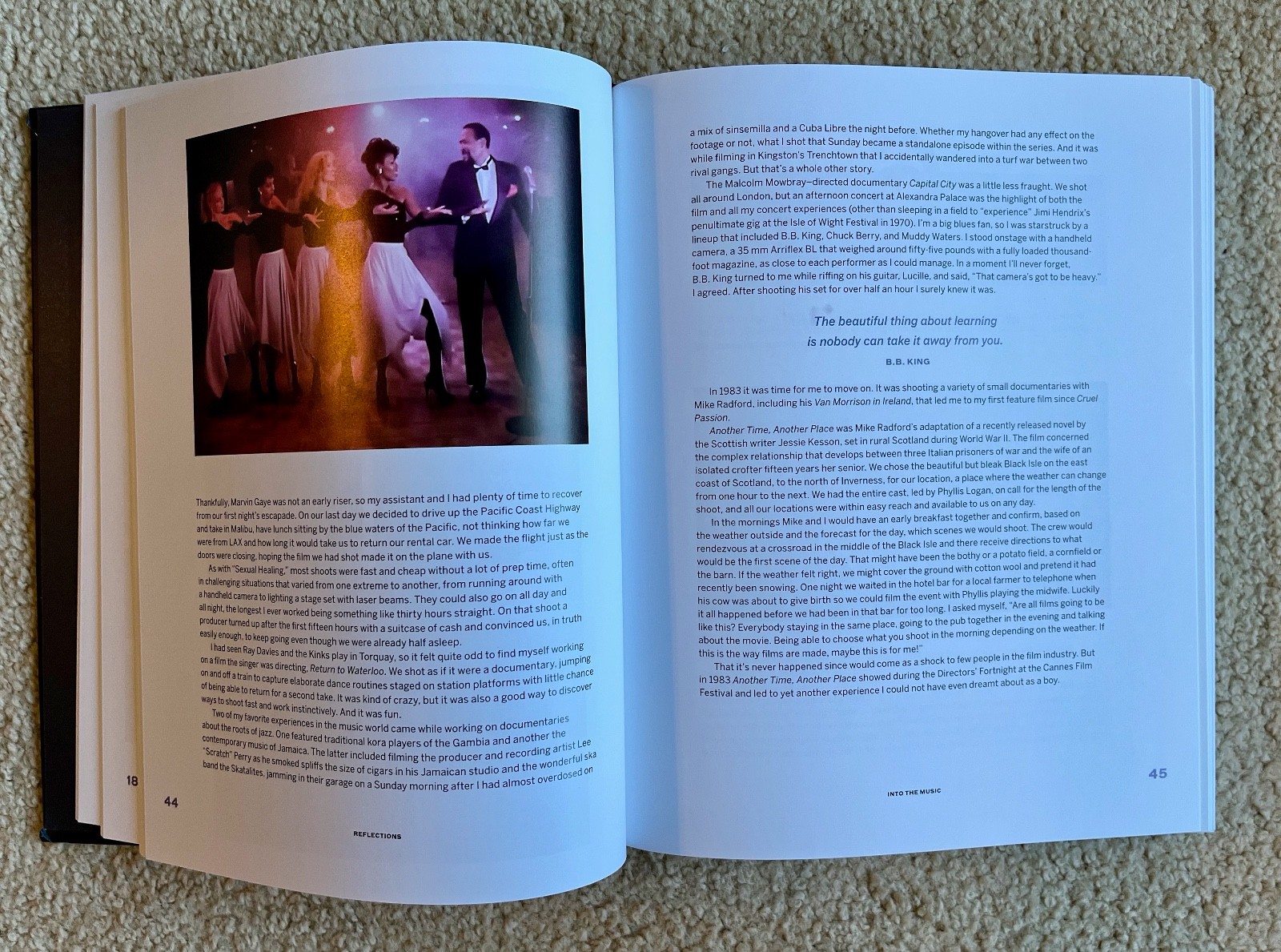 REFLECTIONS: On Cinematography Hardcover by Roger Deakins – Like-New! condition!