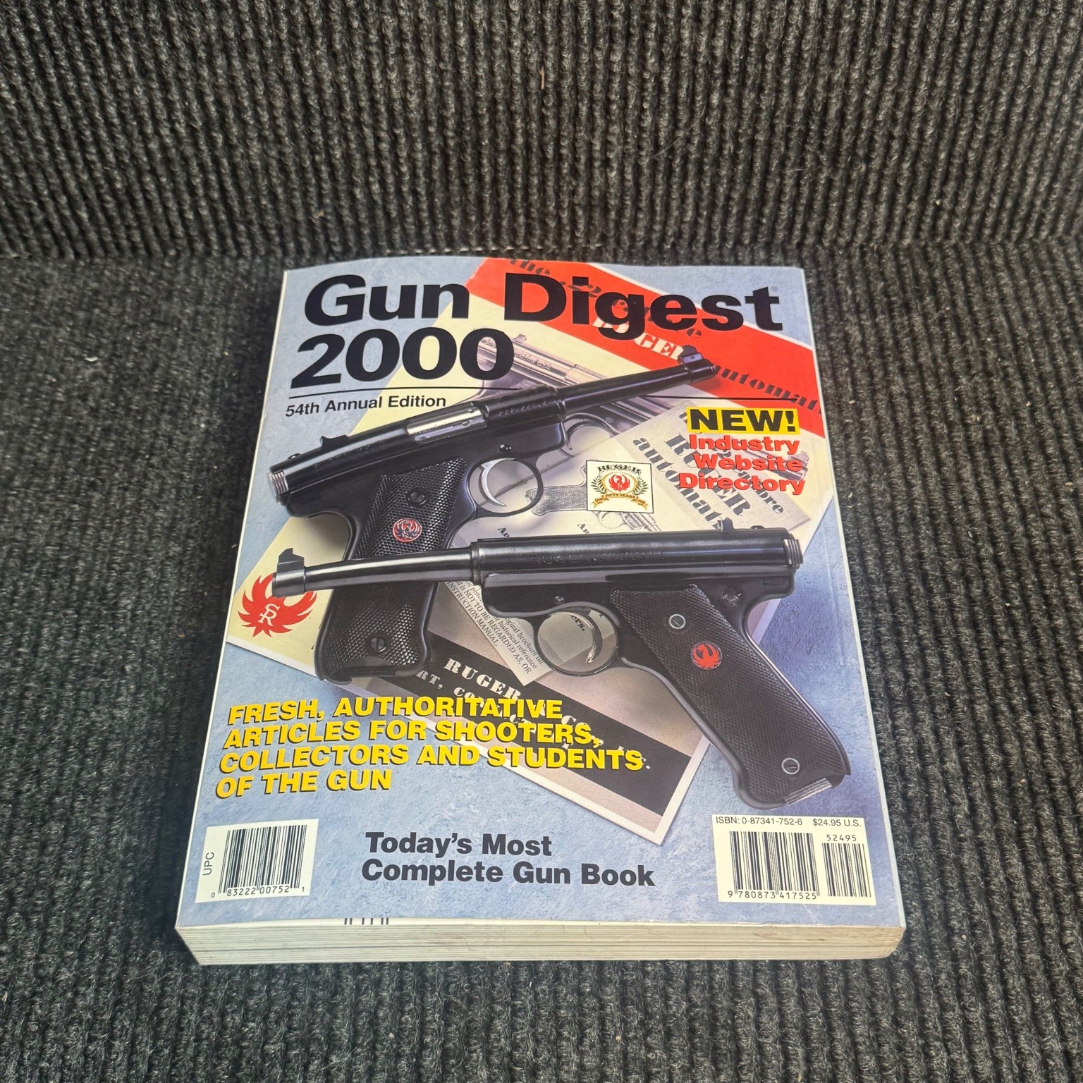 Gun Digest 2000 Ken Warner 2000 54th Annual Edition Firearms Catalog Guide
