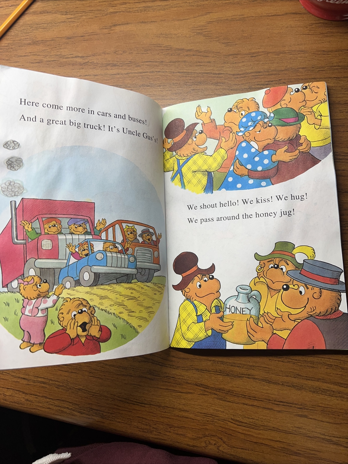I Can Read Level 1 Ser.: The Berenstain Bears’ Family Reunion by Jan Berenstain