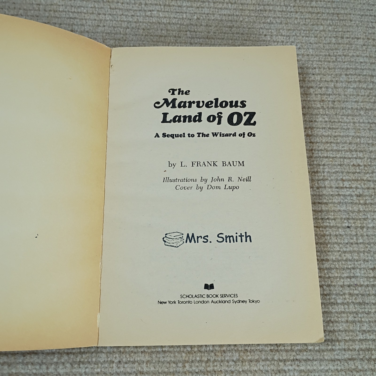 The Marvelous Land of OZ L. Frank Baum Scholastic Book Services Vintage