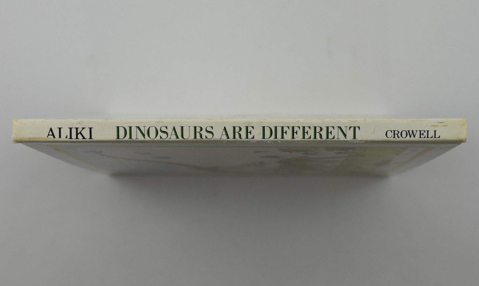 Dinosaurs Are Different by Aliki ~ Lets read and find out Science Book