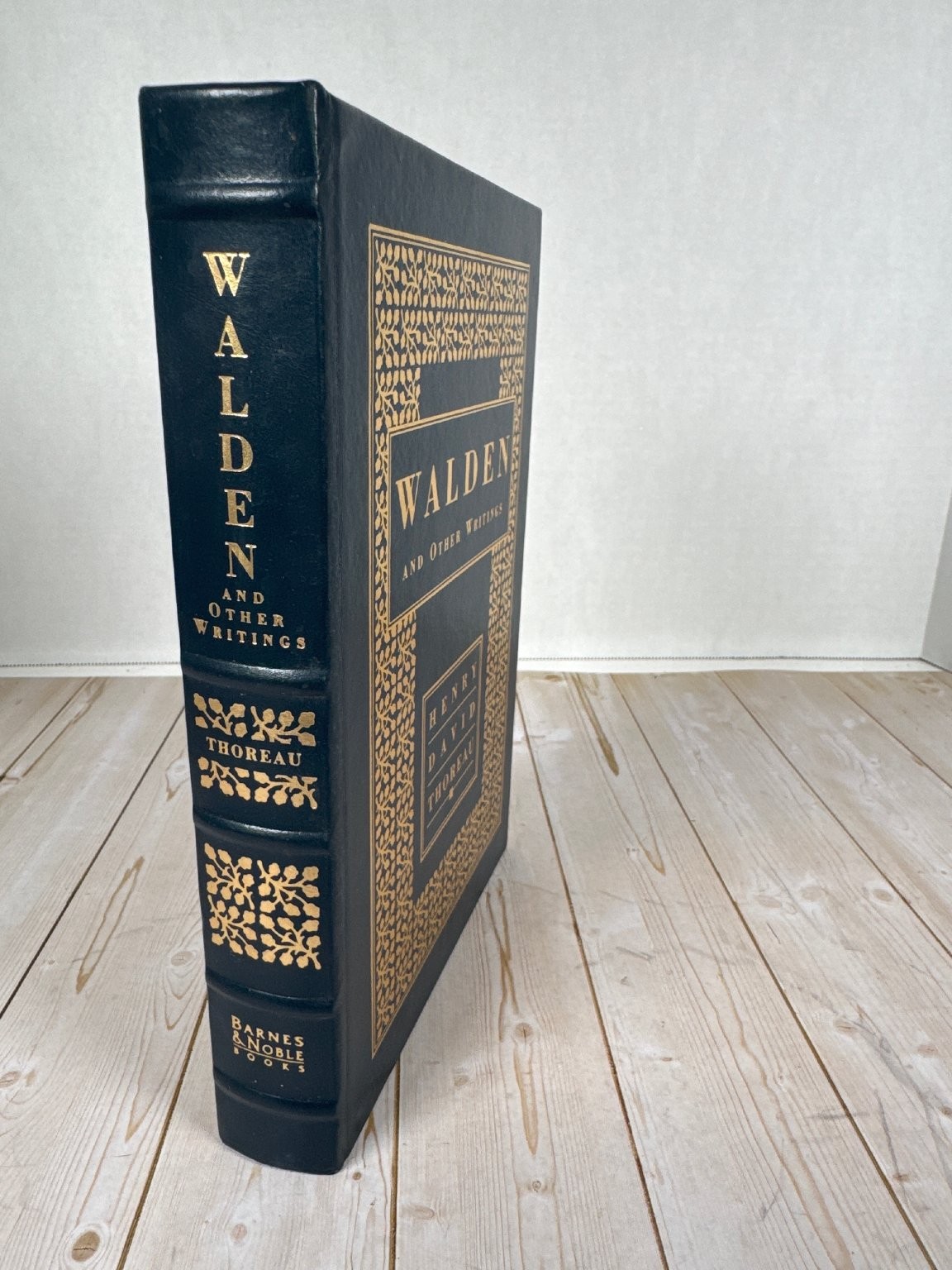 Walden & Other Writings Thoreau 1992 Barnes & Noble Collectible Edition