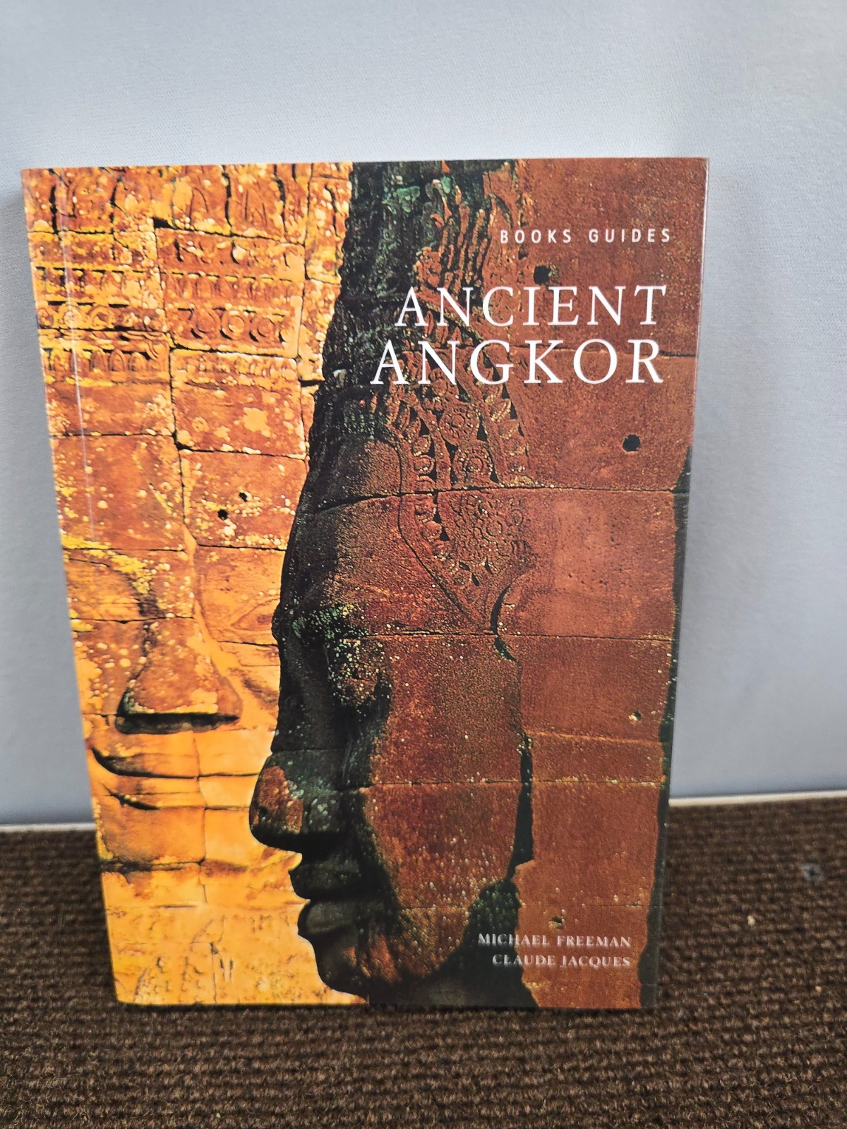 ANCIENT ANGKOR Michael Freeman ANGKOR WAT GUIDE BOOK Travel History Cambodia