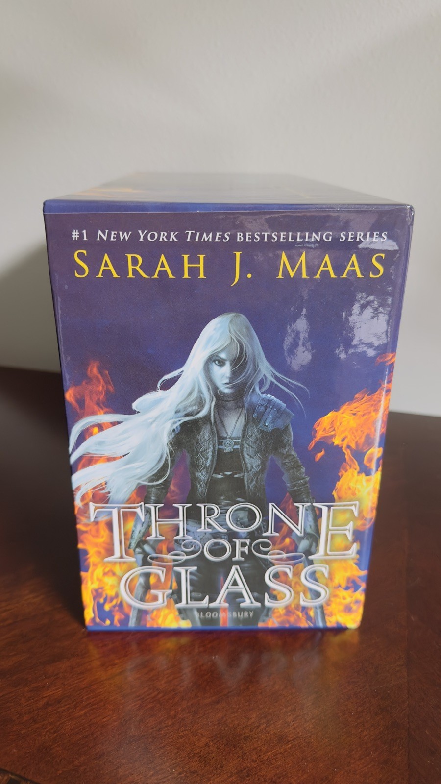 W/ POSTER Throne of Glass OOP ORIGINAL Cover Paperback Box Set Sarah J. Maas