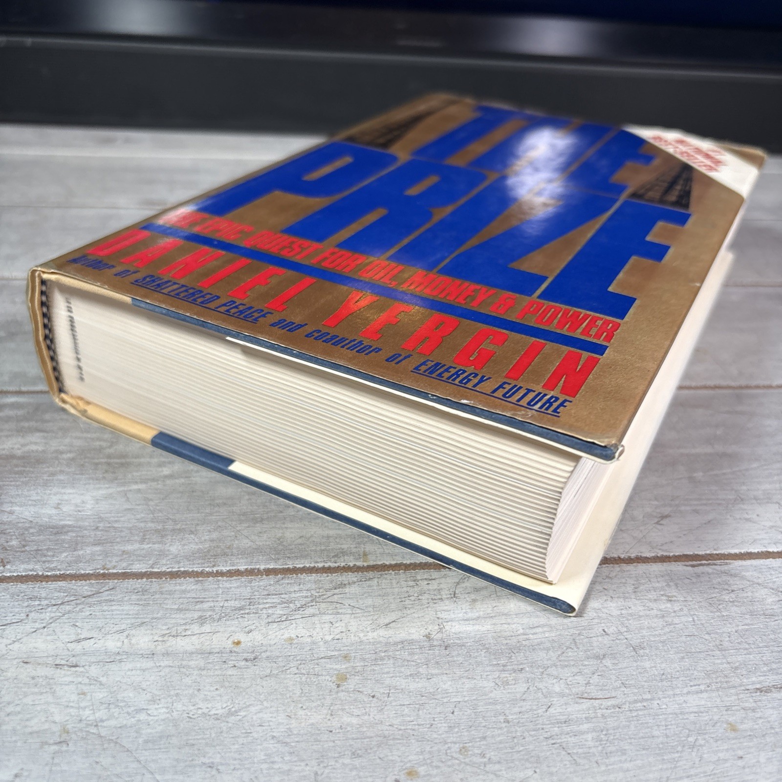 DANIEL YERGIN The Prize the Epic Quest for Oil Money Power HC/DJ