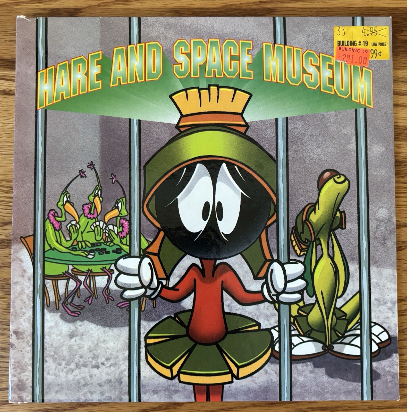 Vintage Looney Tunes Bugs Bunny Marvin Martian Book 1996