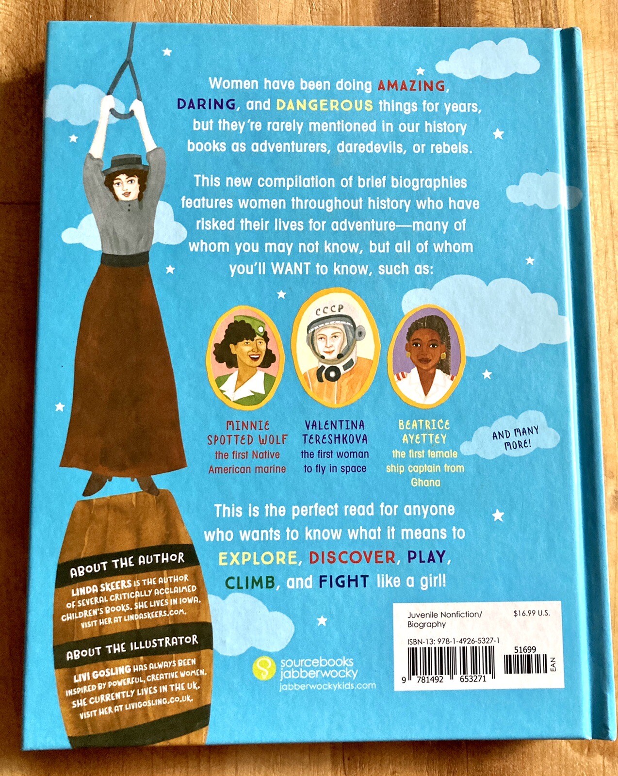Women Who Dared: 52 Fearless Daredevils, Adventurers, & Rebels by Linda Skeers