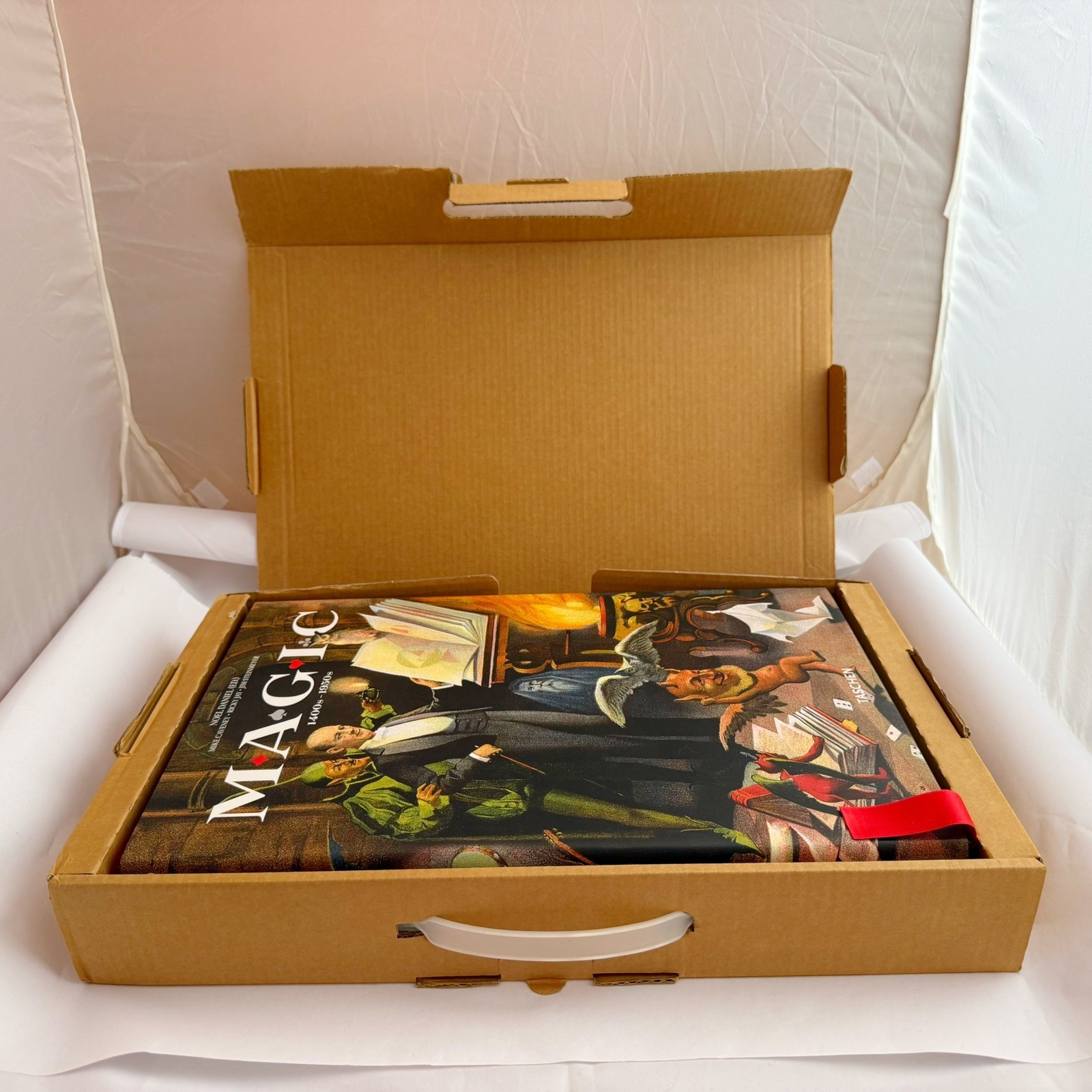 MAGIC 1400s-1950s LARGE Noel Daniel 2016 Taschen Illustrated History WITH BOX