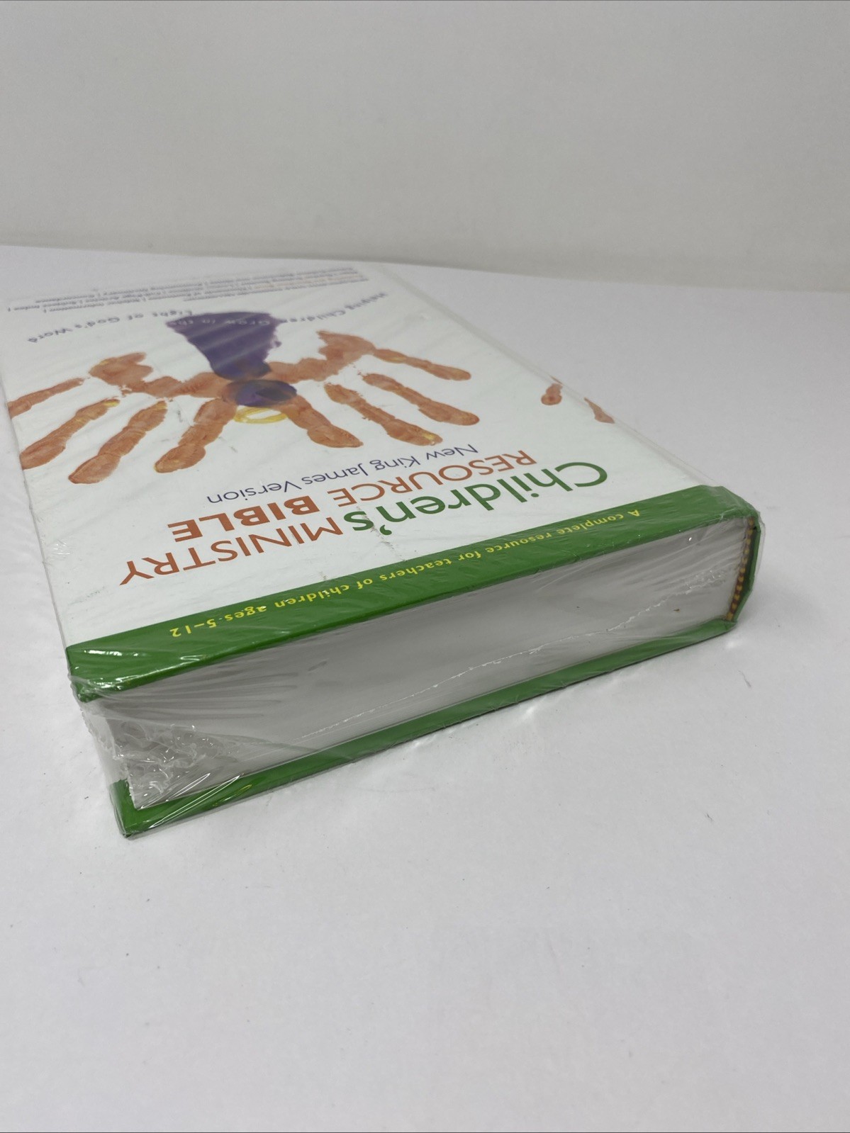 Children’s Ministry Resource Bible NKJV Helping Children NEW SEALED w/ Shelfwear