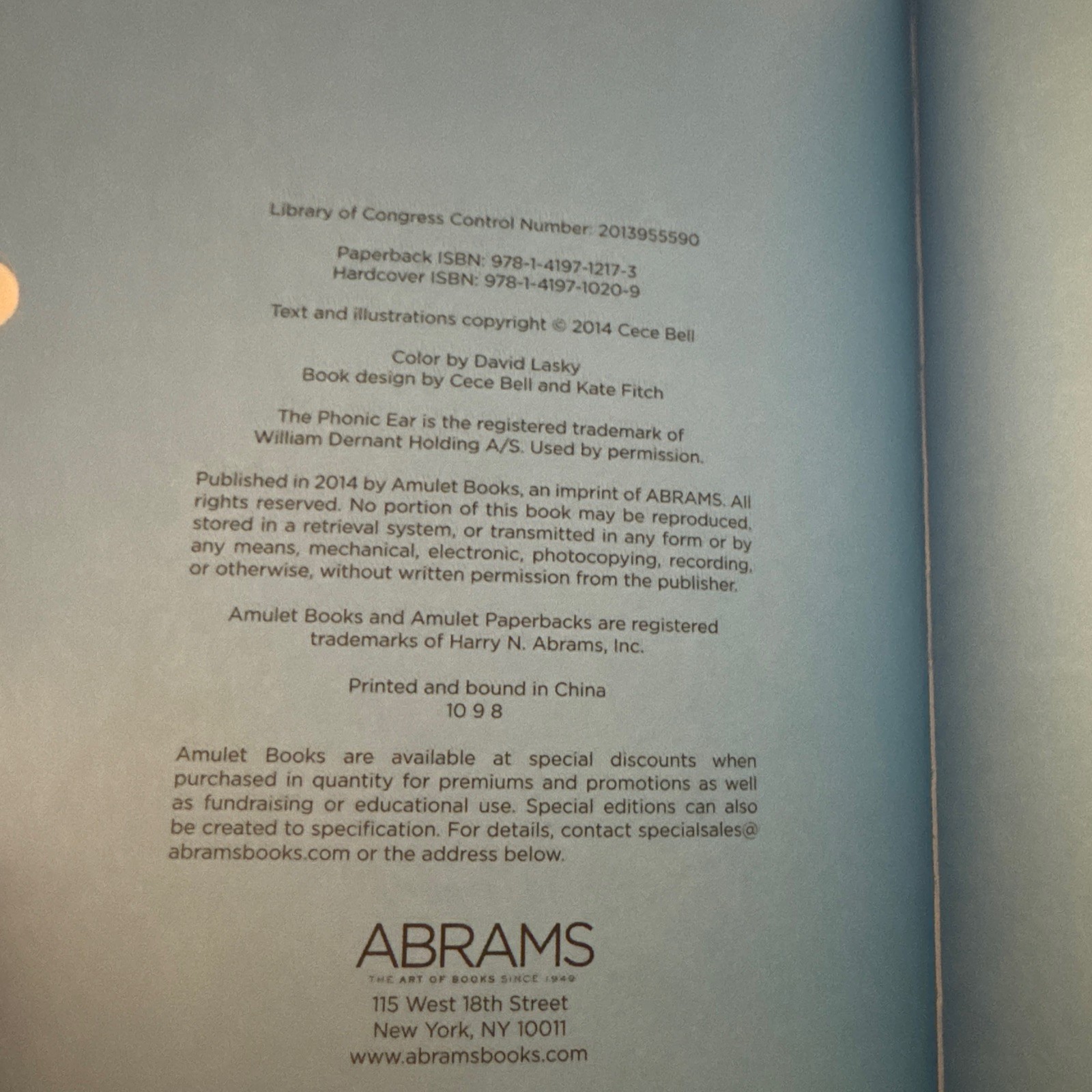 El Deafo Cece Bell Paperback Newbury Honor Book SHIPS FREE Today! New Comic