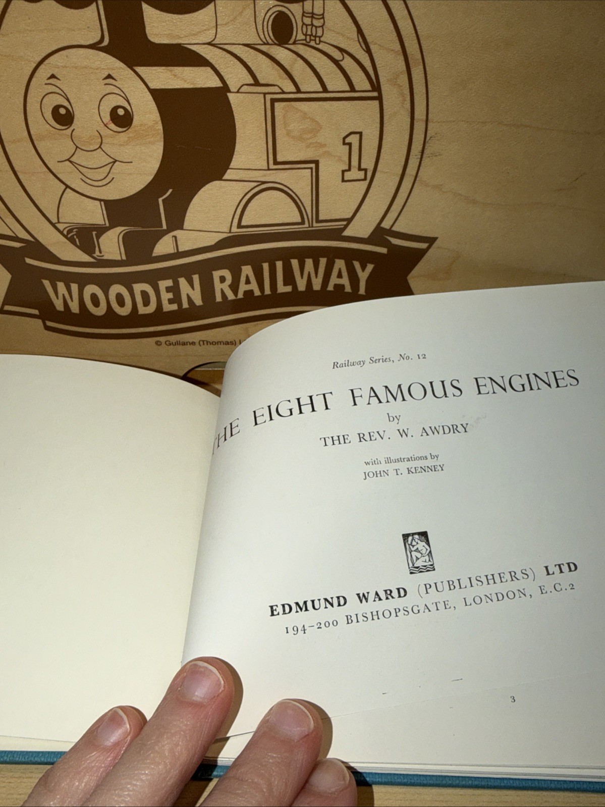 EIGHT FAMOUS ENGINES THOMAS TRAIN AWDRY RAILWAY Book FIRST EDITION 1957