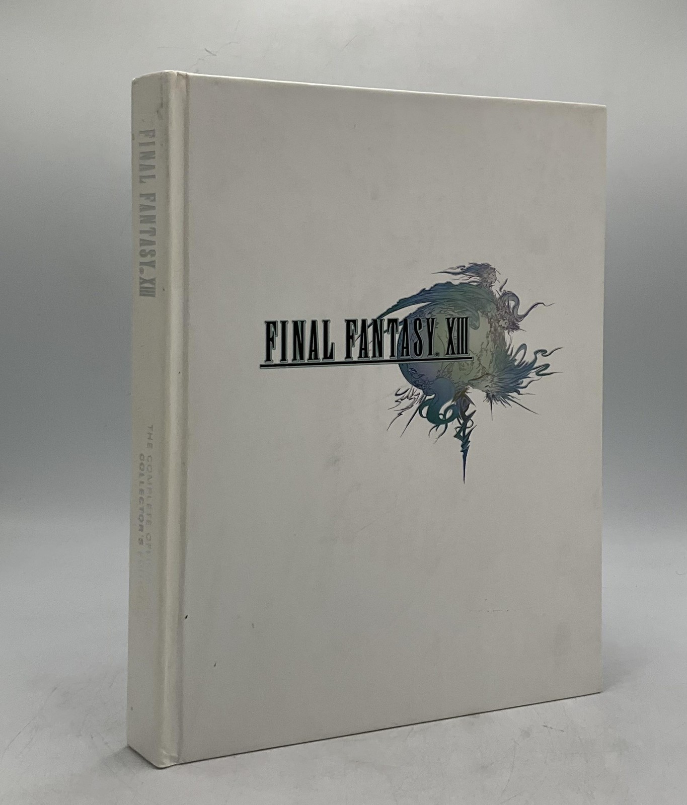 FINAL FANTASY XIII Square Enix Hardcover Illustrated Picture Book