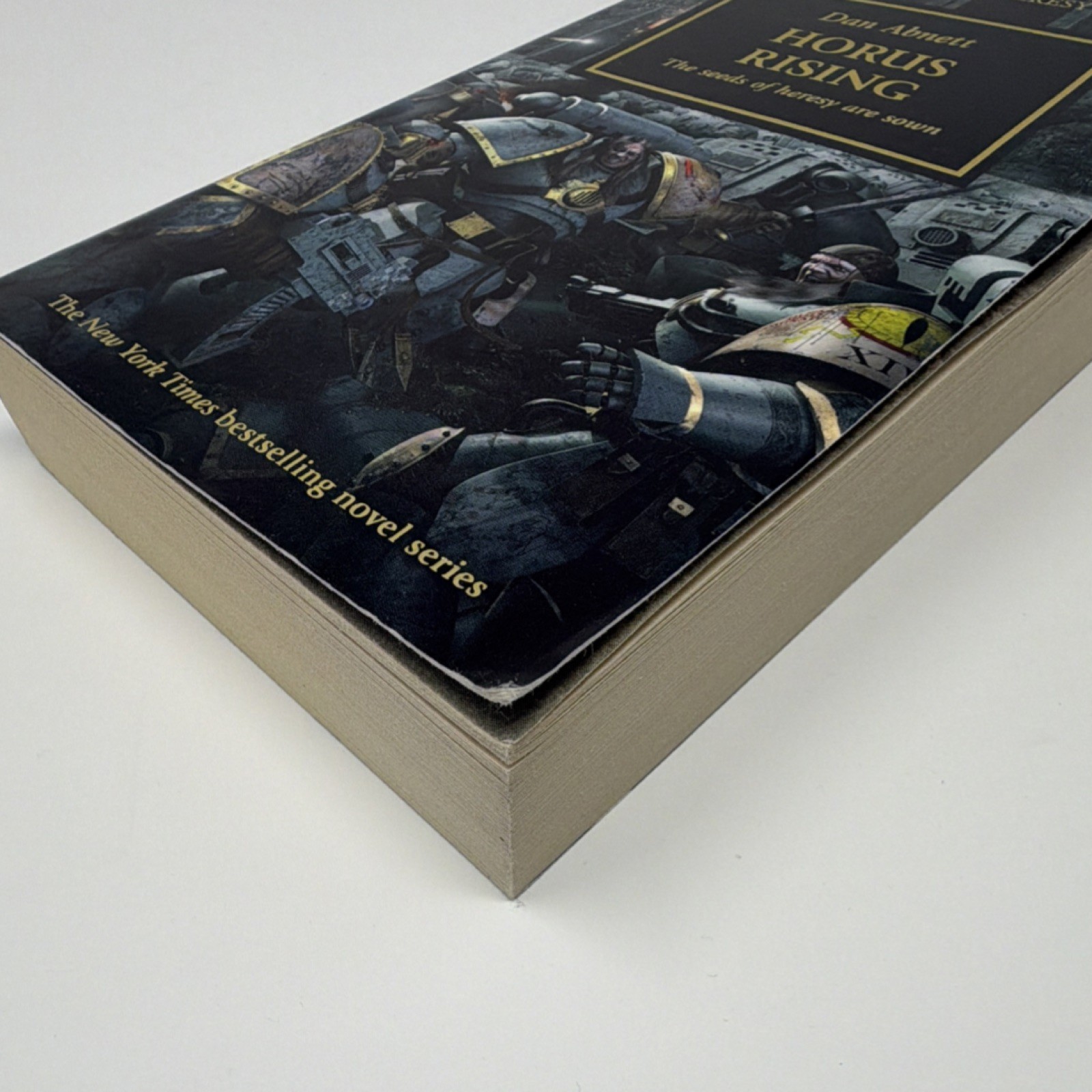 Dan Abnett The Horus Heresy: Horus Rising Paperback – Black Library Sci-Fi