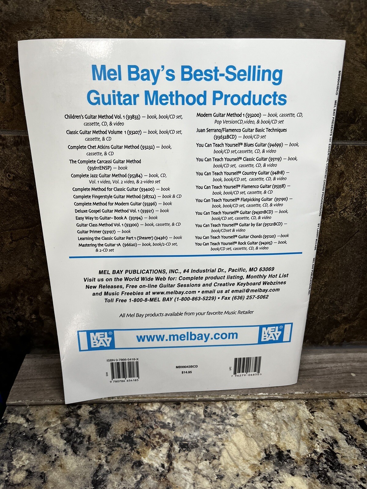 MEL BAY PRESENTS 101 ESSENTIAL COUNTRY CHORD PROGRESSIONS By Larry Mccabe