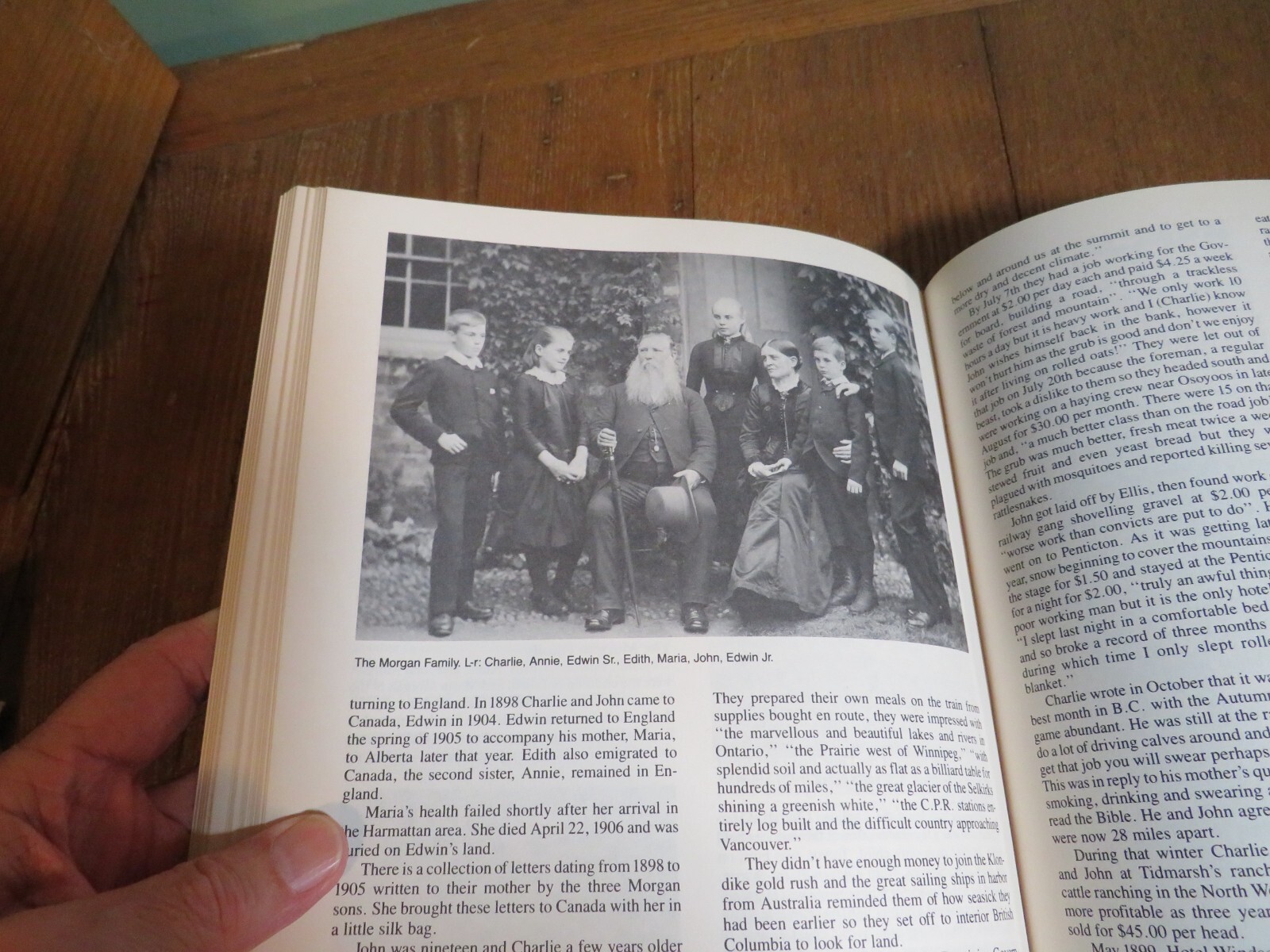 Links of Memory History Book, Harmattan Westward Ho CANADA genealogy 1983 1st ED