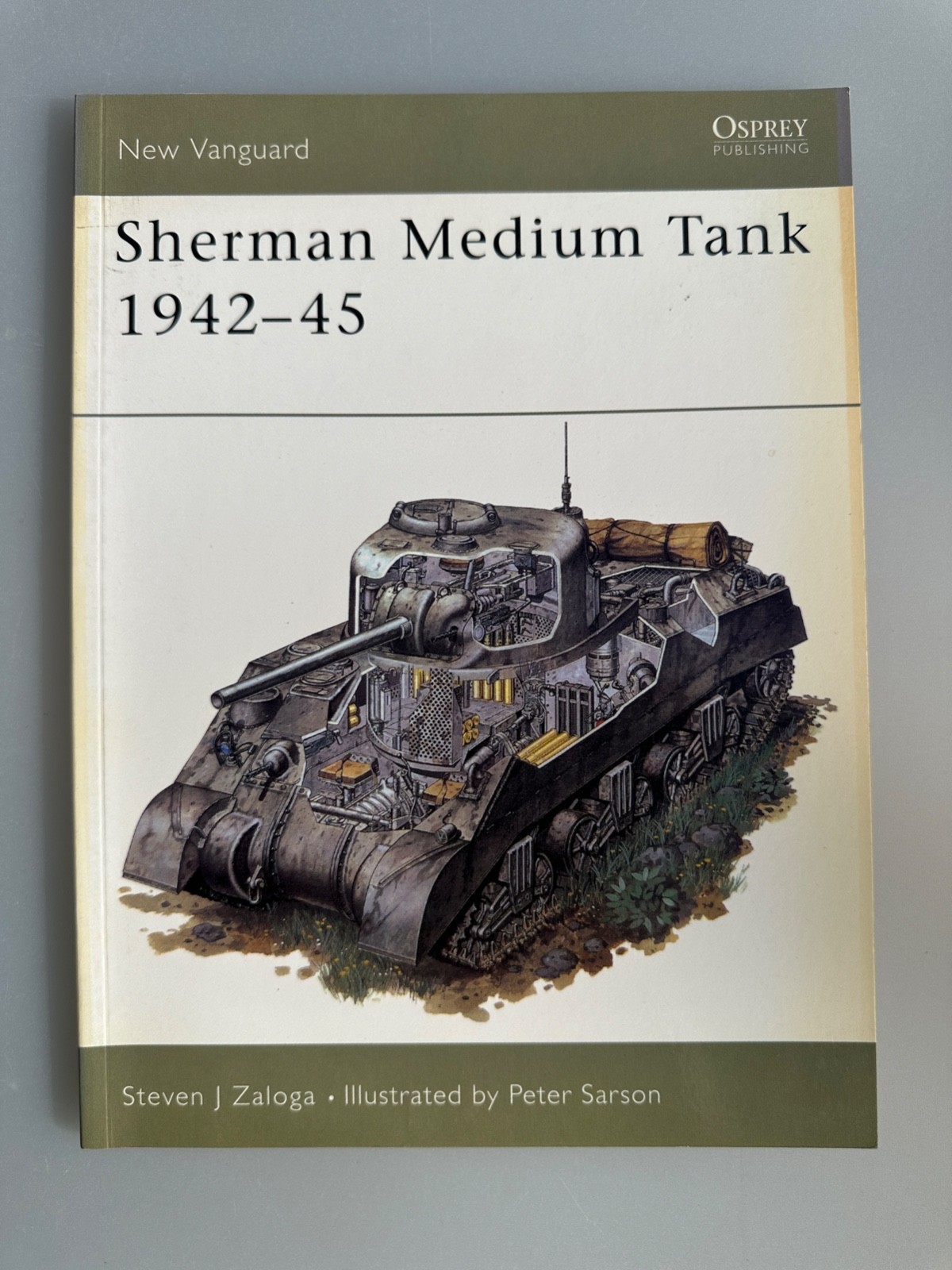 Sherman Medium Tank 1942-45 by Steven J Zaloga Osprey Paperback