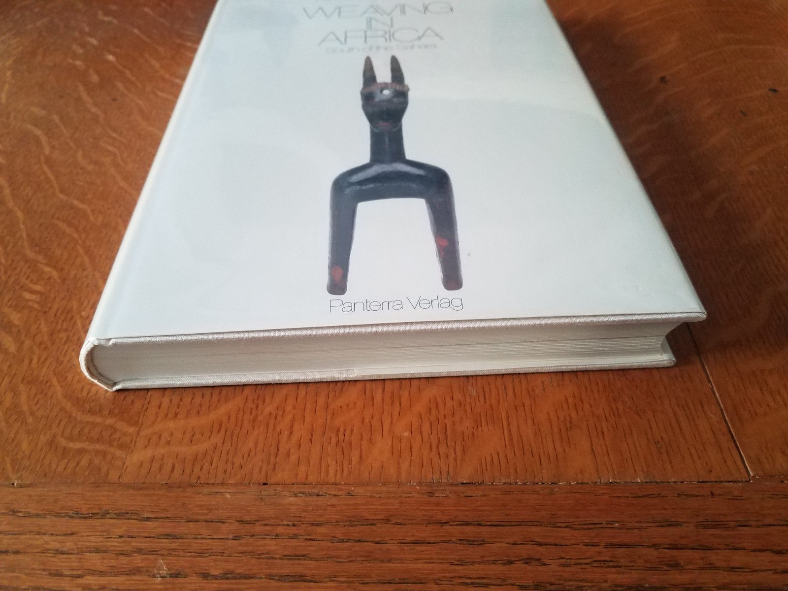 Weaving in Africa: South of the Sahara by Karl-Ferdinand Schaedler textiles NF
