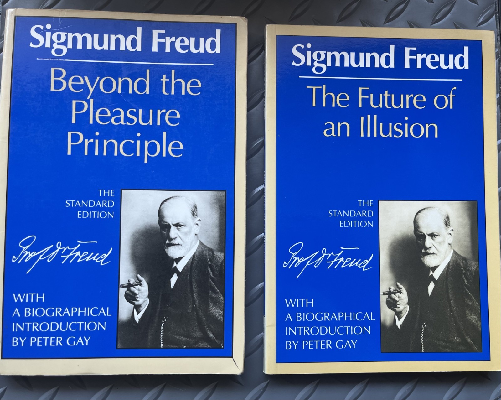 Freud 6 Book Vtg Lot – Psychoanalysis, Love, Pleasure, Illusion, Moses, Dreams