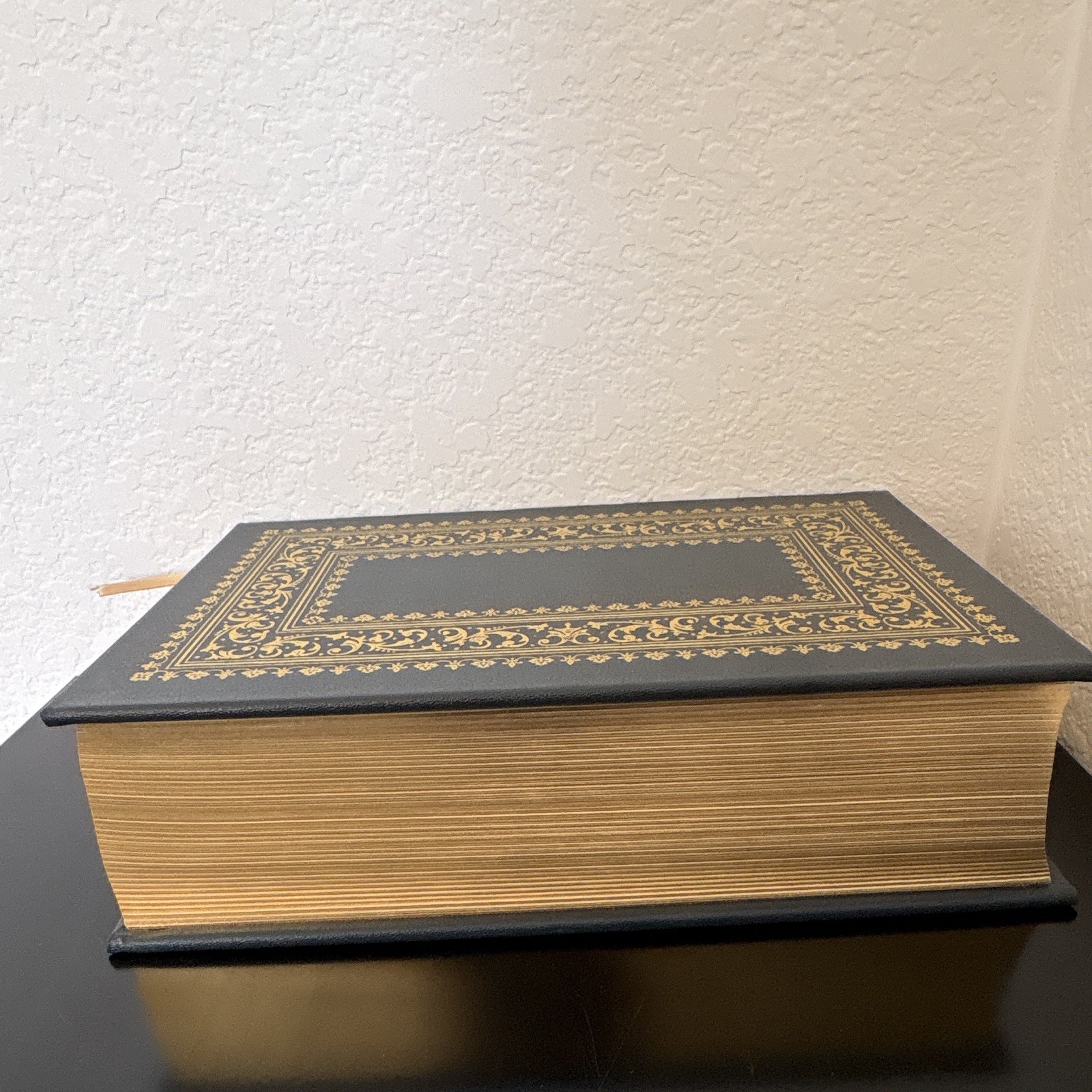 Easton Press The Count of Monte Cristo by Alexandre Dumas Leather Illus Collect