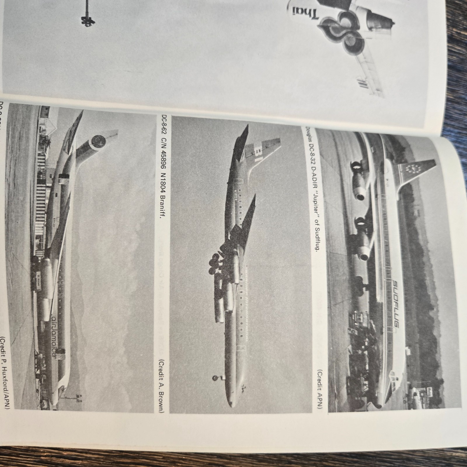 Douglas Air Britain Books DC-6 DC-7 DC-8 DC-9 DC-10 Set 4