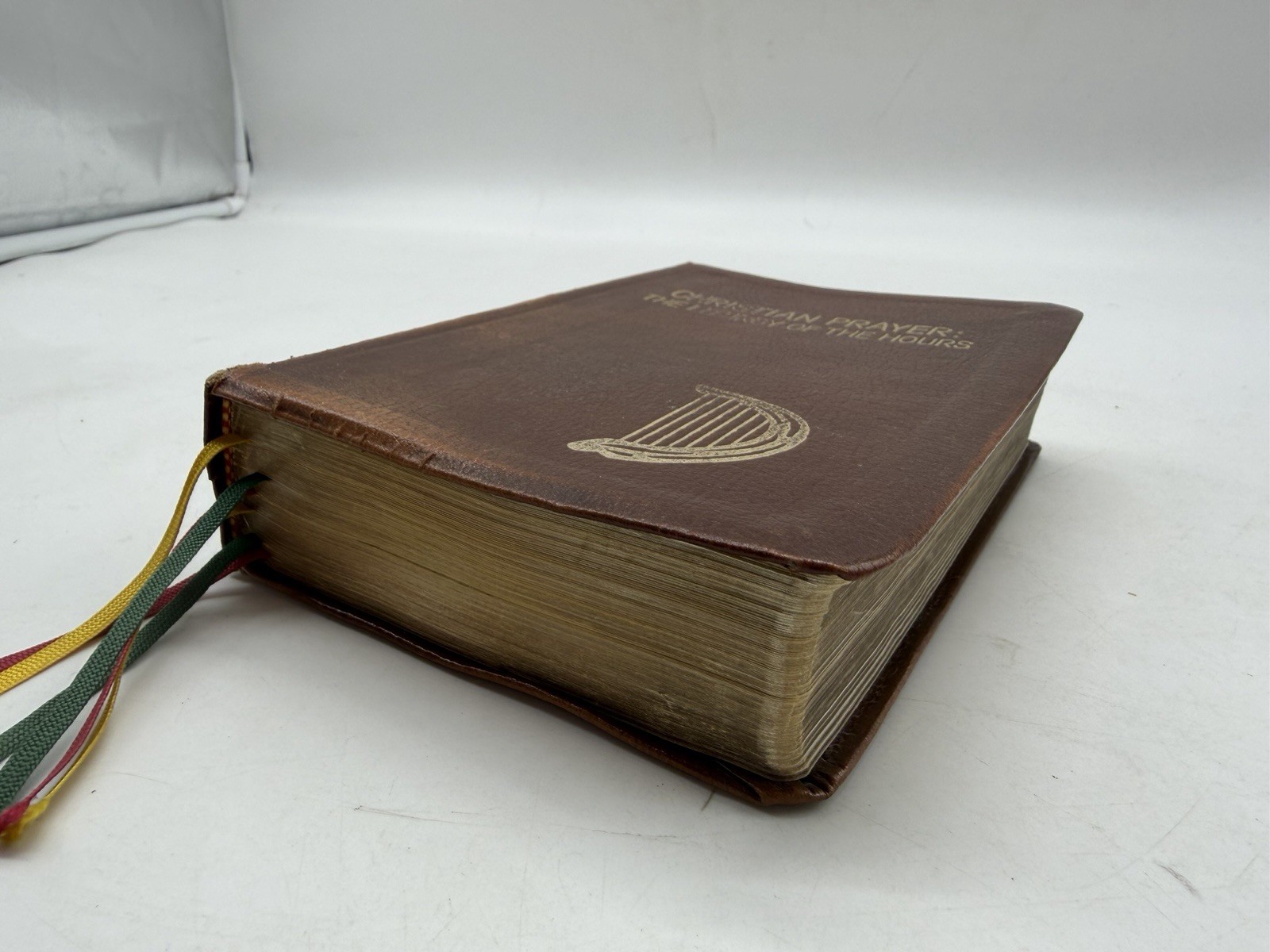 Christian Prayer: Liturgy of the Hours Leathercover 1976 St. Paul Revised