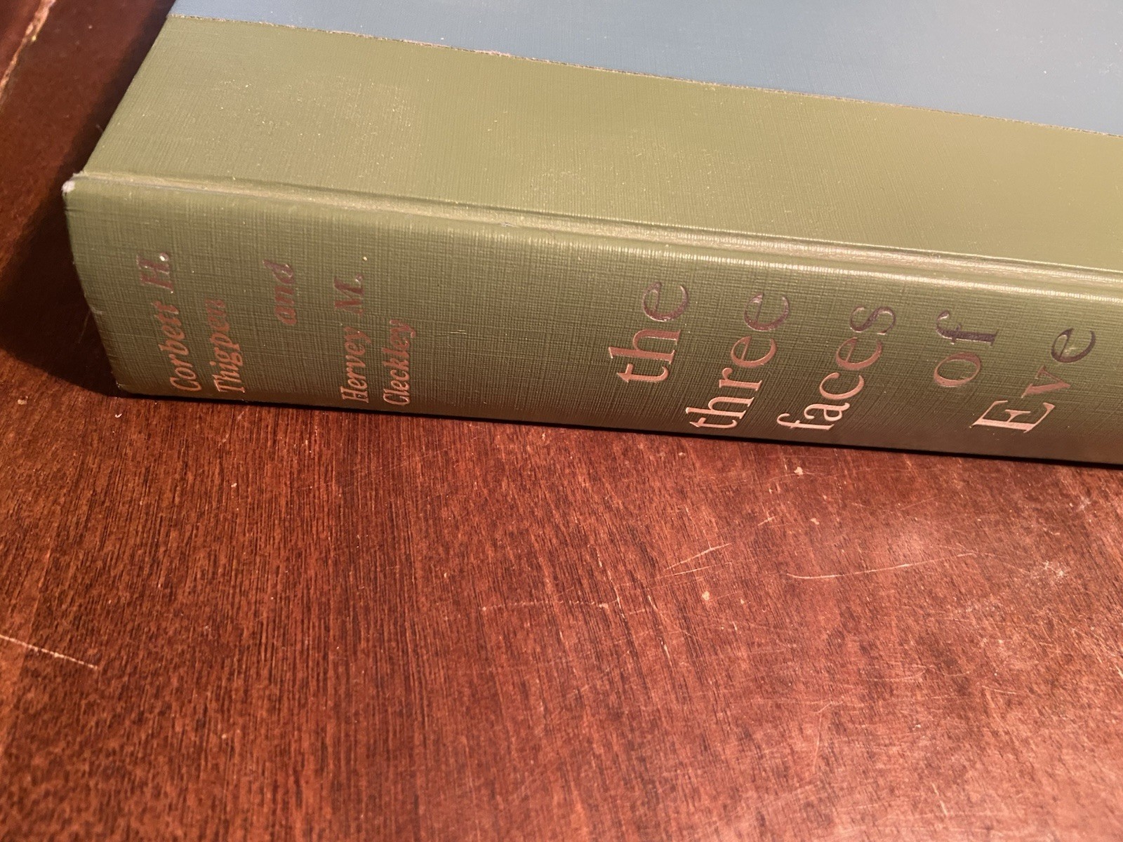 The Three Faces of Eve (Rev Ed) by Corbett H. Thigpen; Hervey M. Cleckley