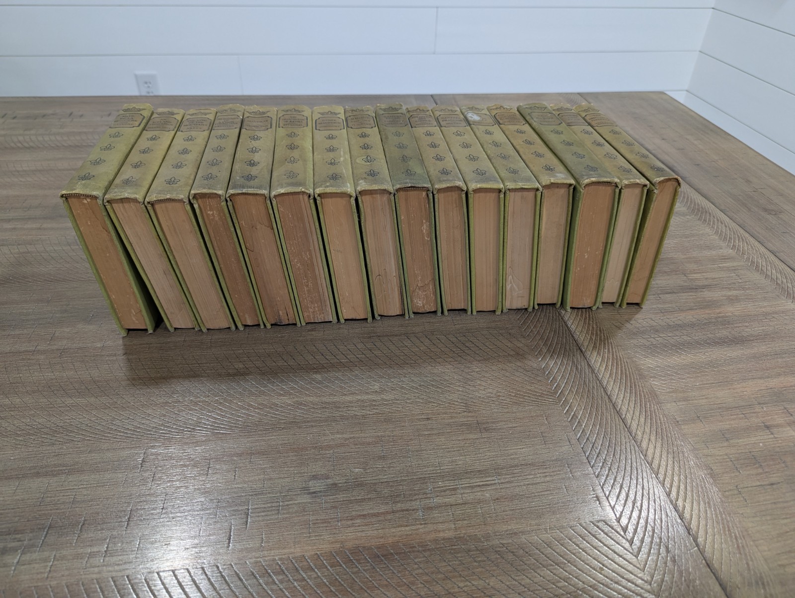 (16) The French Romance Classics Books By Collier-1902 Copyright