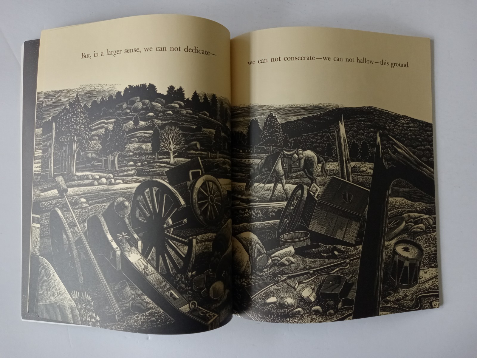The Gettysburg Address by Abraham Lincoln Illustrated by Michael McCurdy