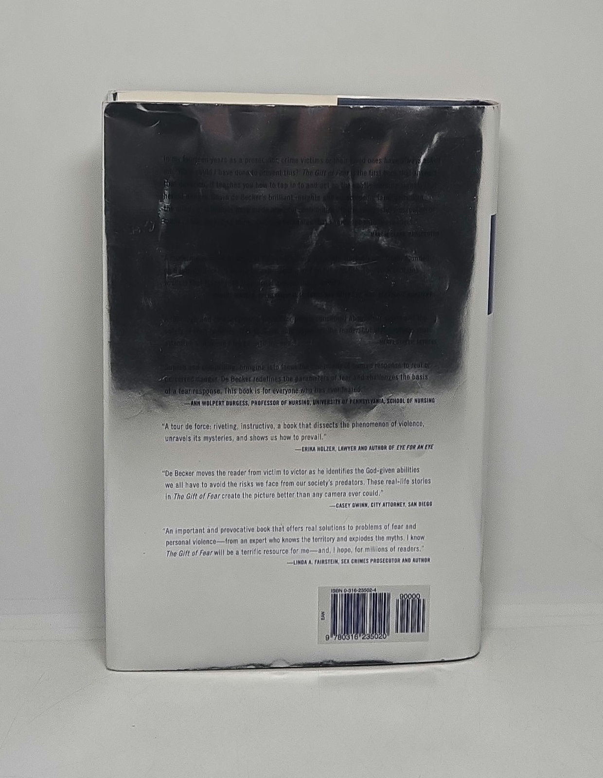The Gift of Fear: Survival Signals by Gavin De Becker