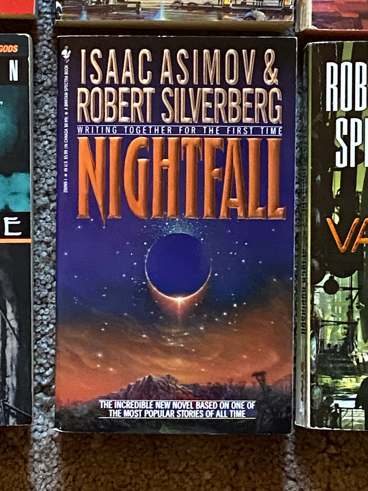 Lot 17 Sci Fi PB Books ISAAC ASIMOV Arthur Clarke ROBERT HEINLEIN Poul Anderson