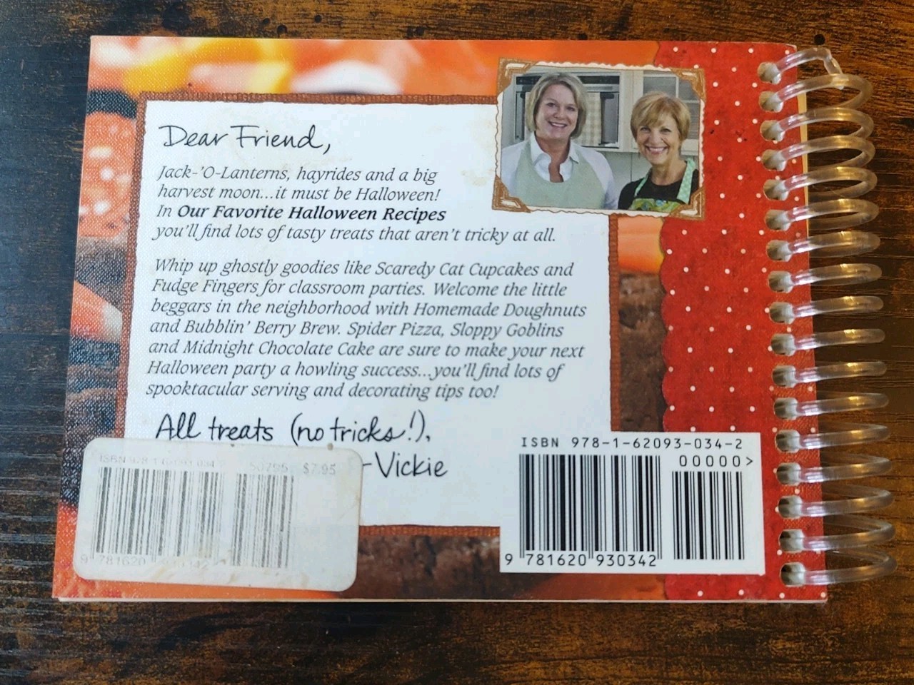 Gooseberry Patch Our Favorite Halloween Recipes Book 2012 Spiral Bound 6″x4.25″