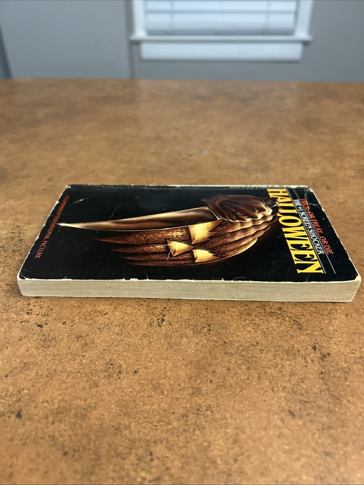 Halloween Movie Novelization by Curtis Richards A Bantam Book Paperback 1979