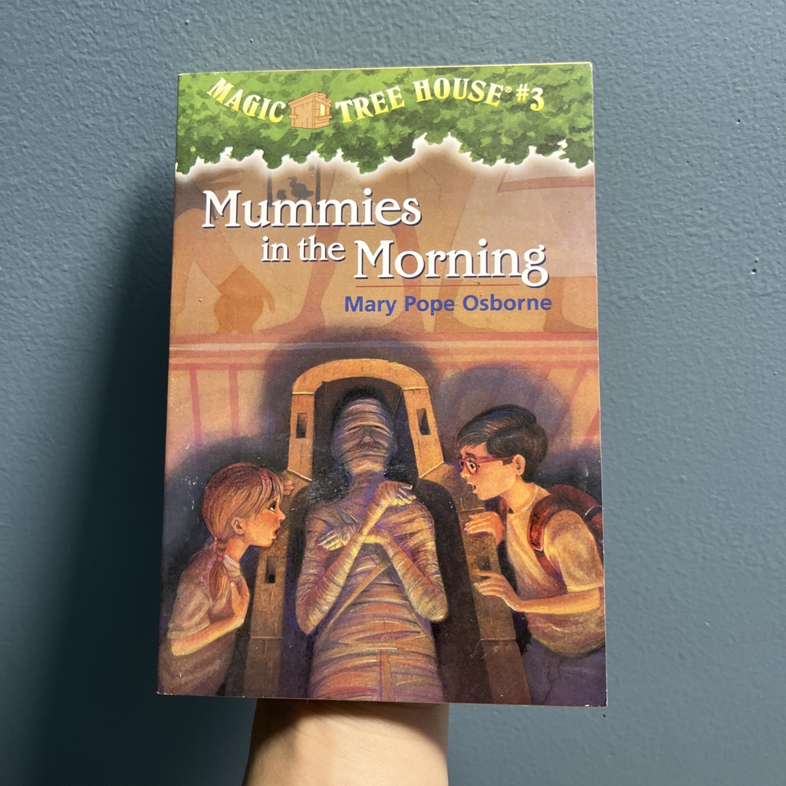Mummies in the Morning (Magic Tree House, No. 3)