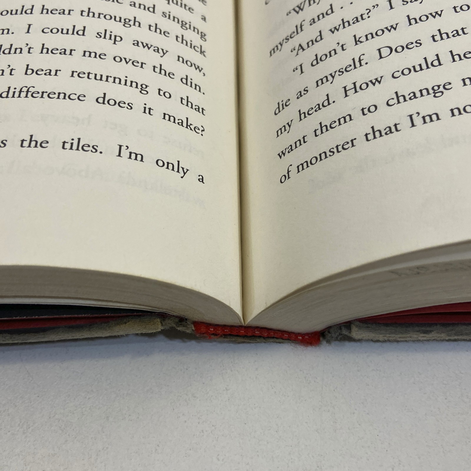 Suzanne Collins Hunger Games 1st Edition & Printing 2008 Ex-Library Hardcover