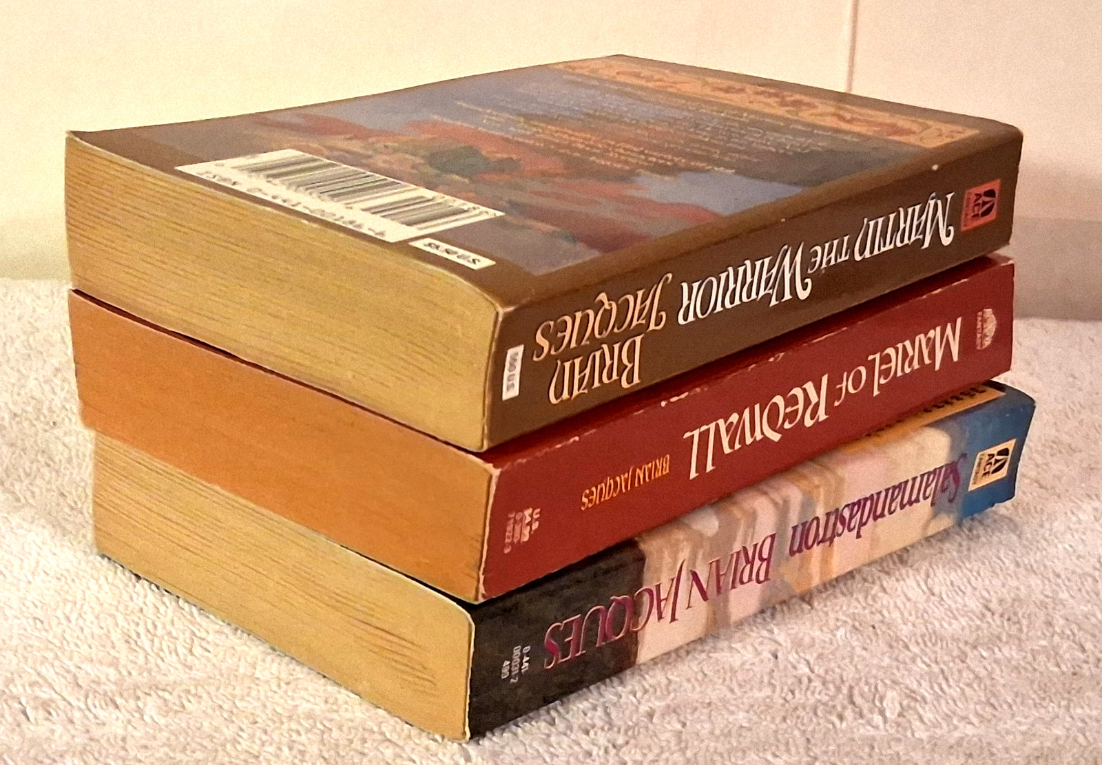 “Brain Jacques” 3 VTG PB’s “Redwall” Teens YA Fantasy, Adventure
